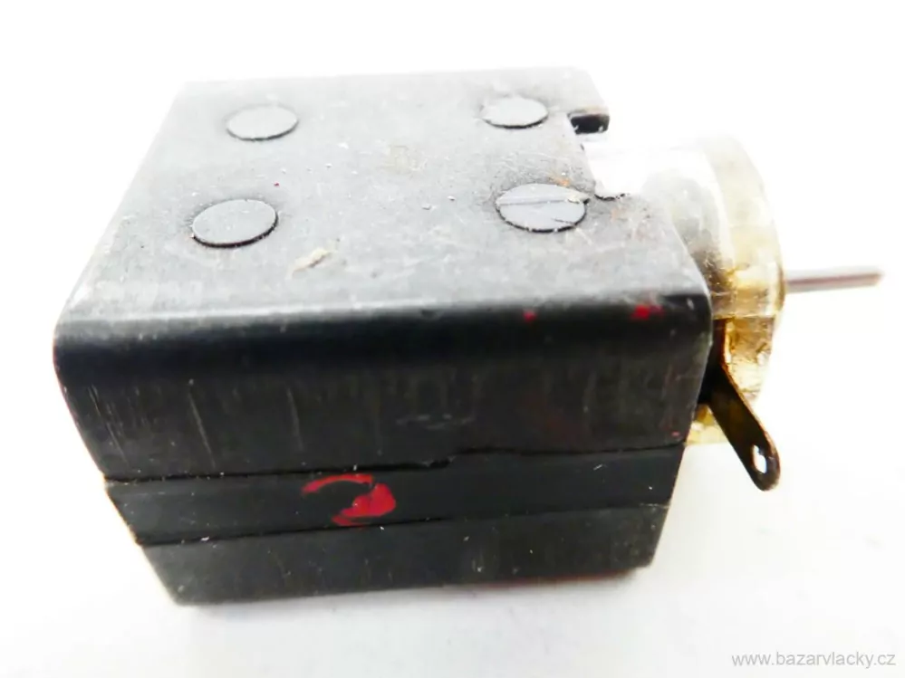 Motor do lokomotivy 
