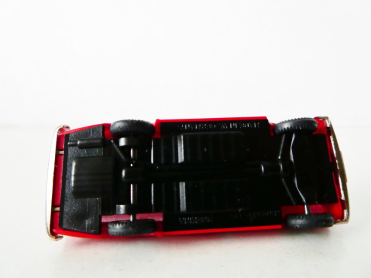 H0 BREKINA Požární vozidlo Mercedes 190 Feuerwehr Frankfurt TOP STAV