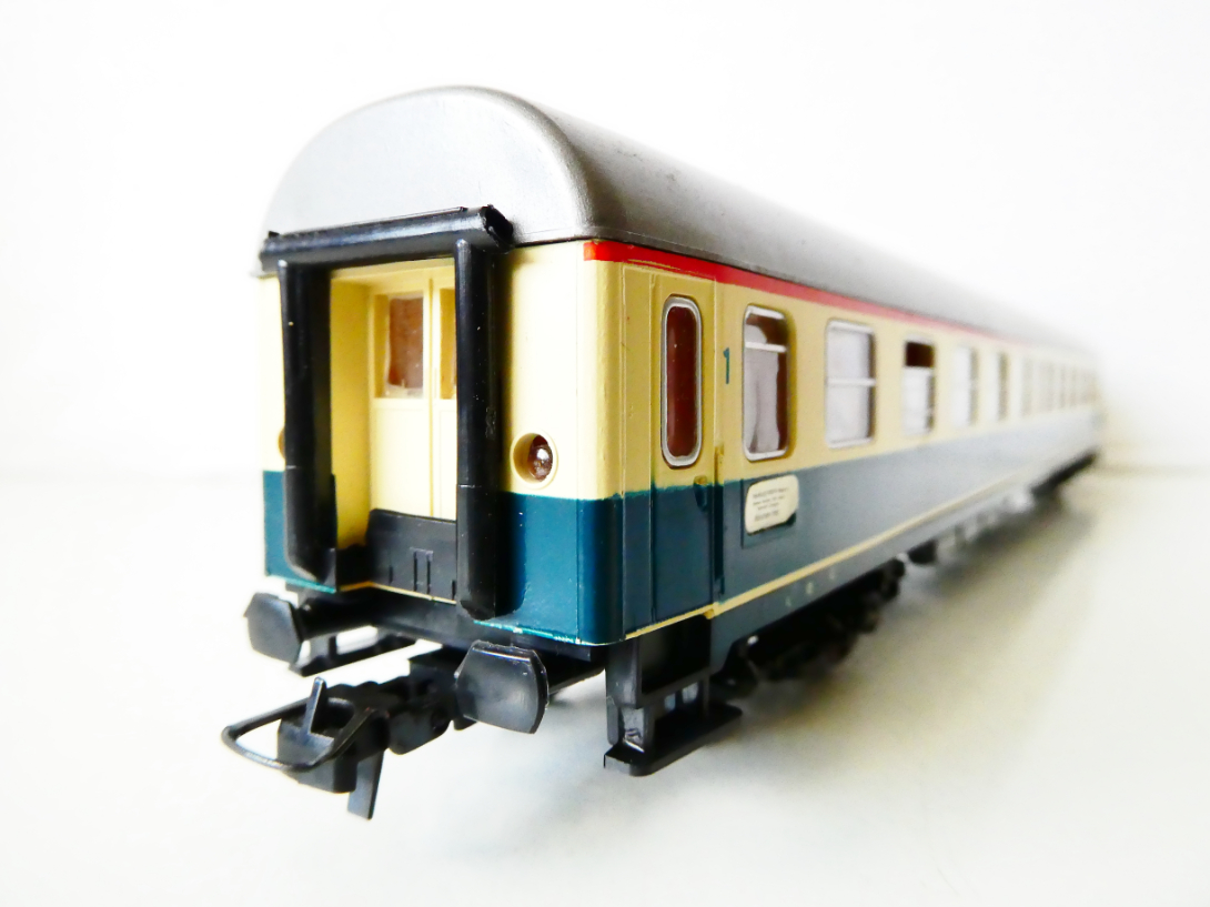 H0 ROCO Osobní vůz 1. a 2. tř. 51 80 30-70 430-9 DB PĚKNÝ STAV