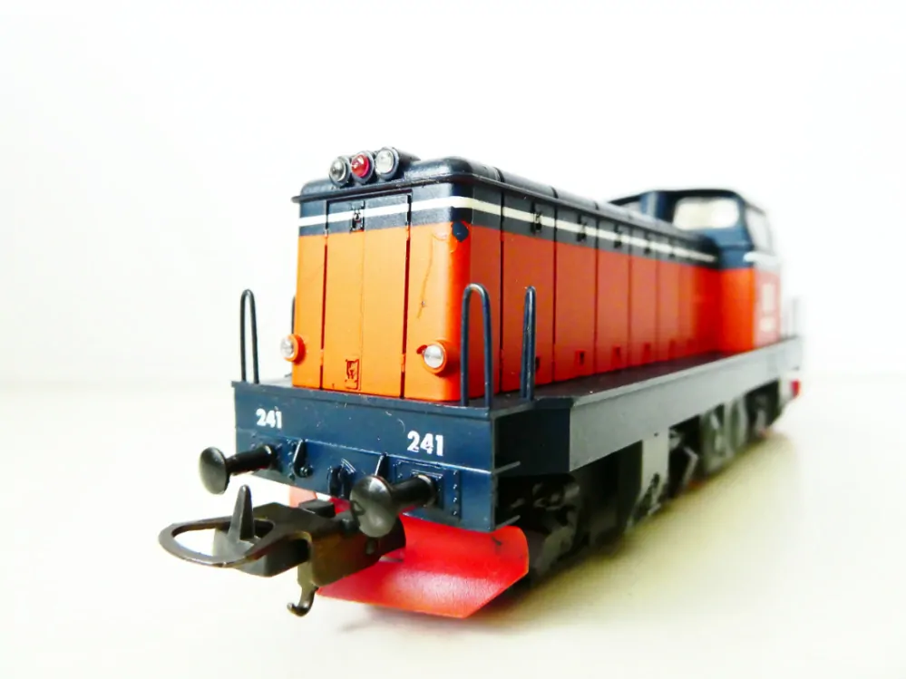 H0 LIMA 201628 LG Dieselová lokomotiva T43 241 SJ TOP STAV NEPOUŽITÁ v orig. krabičce OSVĚTLENÁ