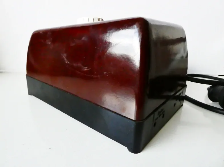 Bakelitové trafo PIKO Typ ME004 PĚKNÝ STAV