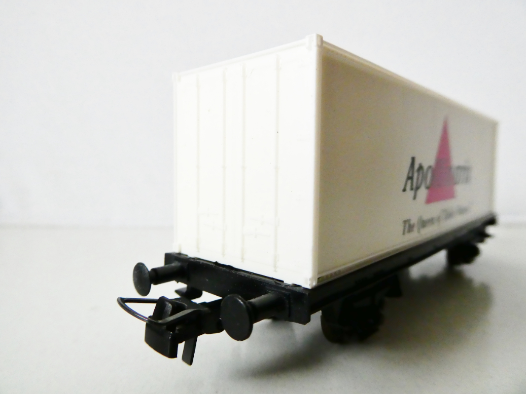 H0 ROCO Nákladní kontejnerový vůz Apollinaris The Queen of Table Waters TOP STAV NEPOUŽITÝ v krabičce