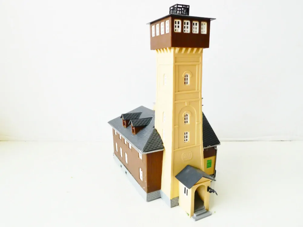 TT Horský hotel s rozhlednou PĚKNÝ STAV