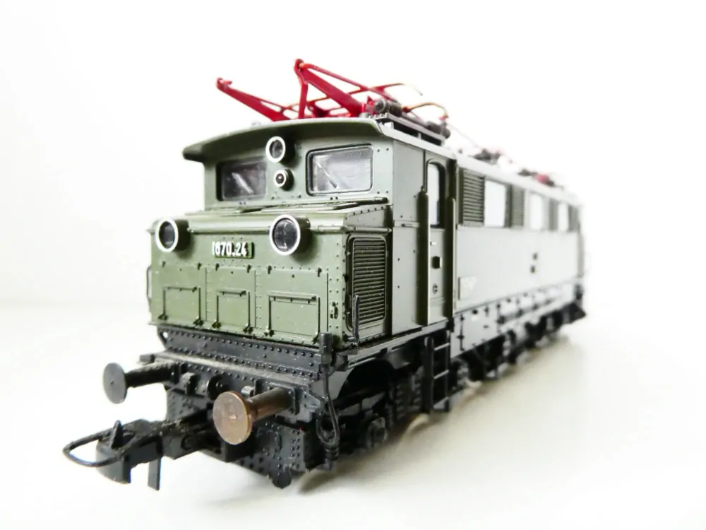 H0 ROCO 04147 A Elektrická lokomotiva BR 1670.26 ÖBB OSVĚTLENÁ PĚKNÝ STAV NEPOUŽÍVANÁ v krab