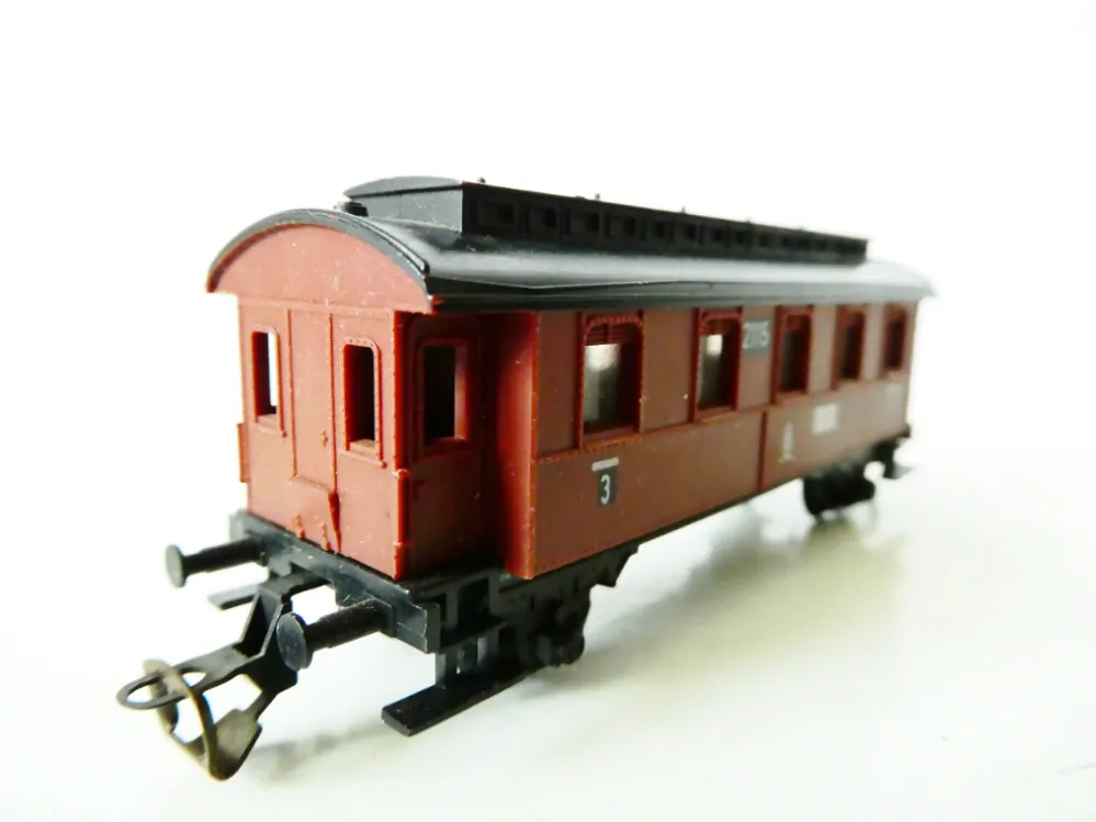 TT BTTB Osobní vůz KPEV 2115 hnědý 3. tř. PĚKNÝ STAV