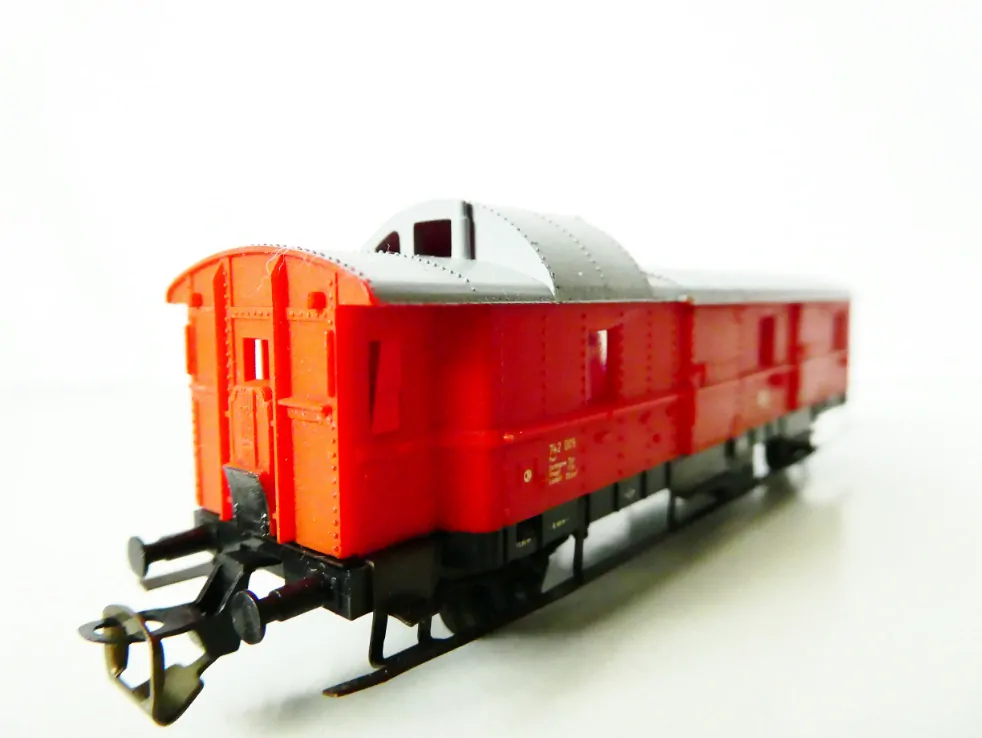 TT BTTB Služební zavazadlový vůz 50 50 93 DR červený
