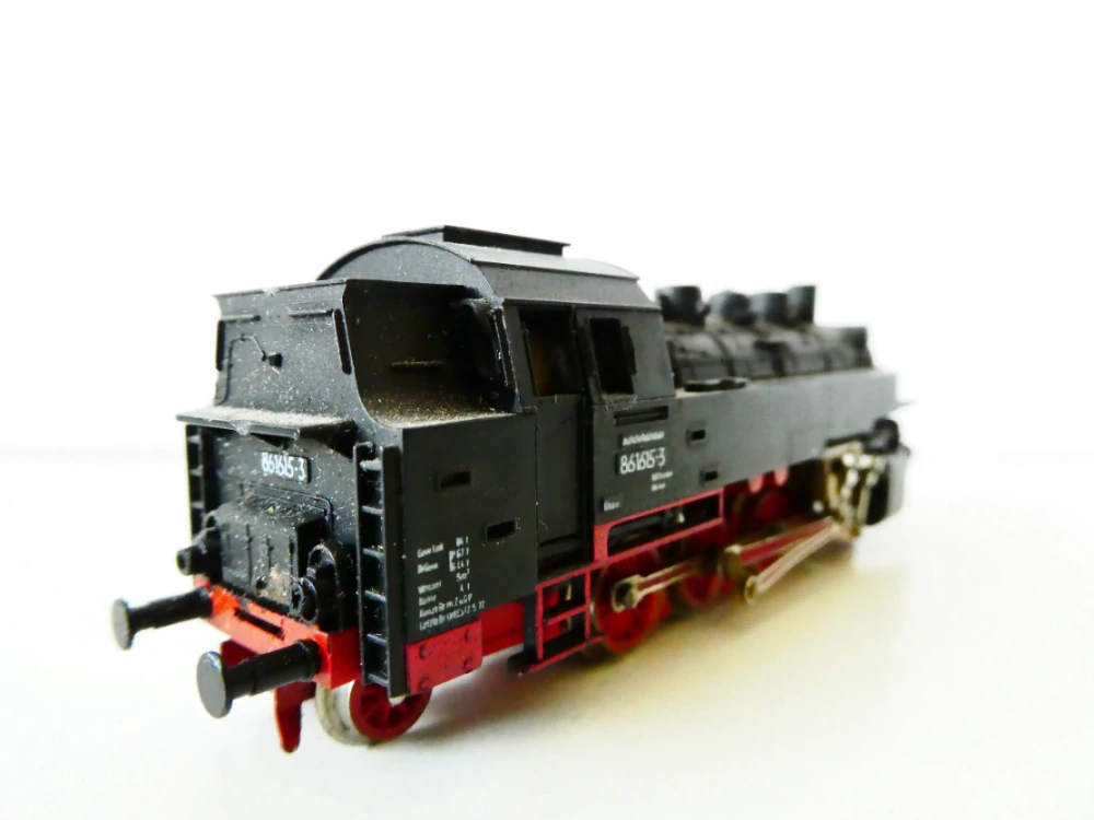 TT BTTB Parní lokomotiva BR 86 1615-3 DR OSVĚTLENÁ v krabičce