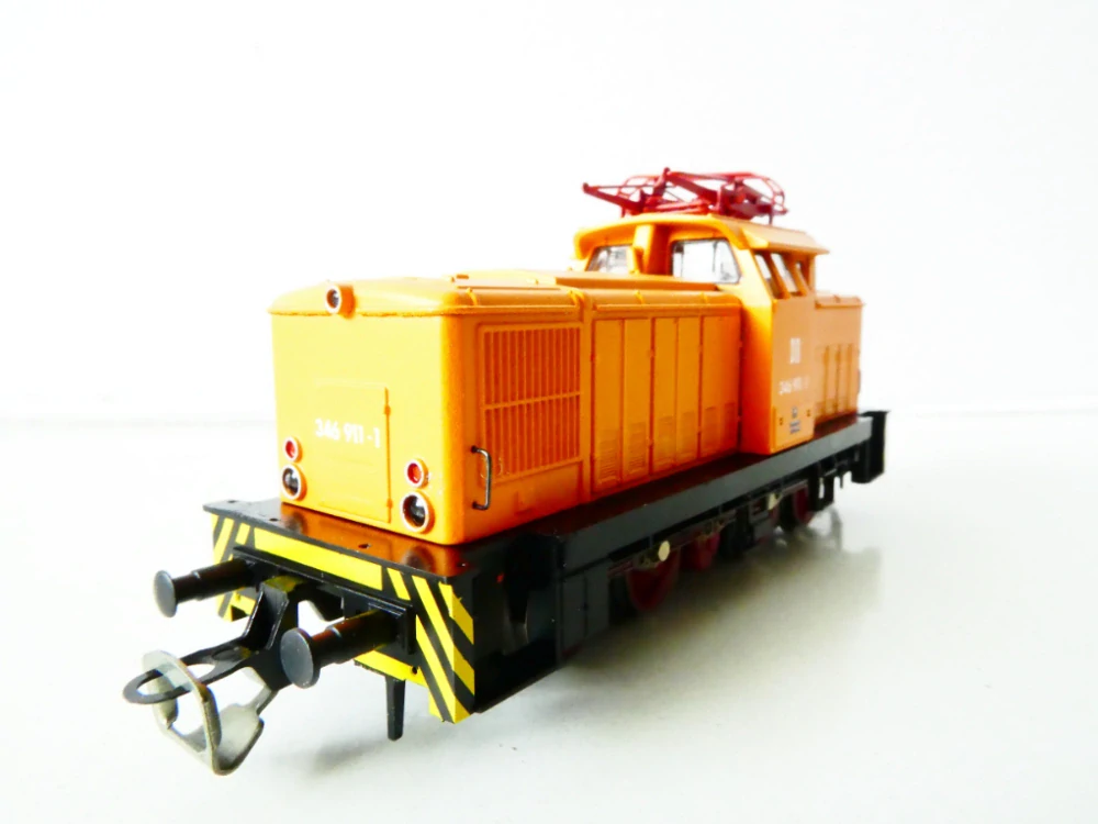 TT JATT/TILLIG 10607 Elektrická lokomotiva BR 346 911-1 DR OSVĚTLENÁ TOP STAV NEPOUŽÍVANÁ
