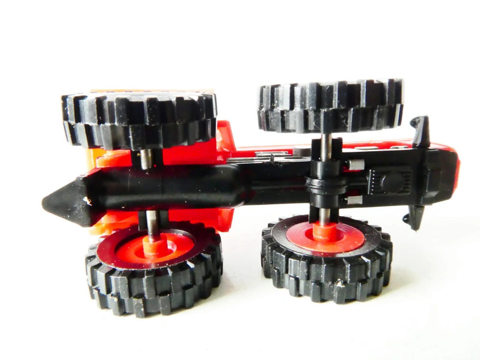 H0 Traktor červený TOP STAV