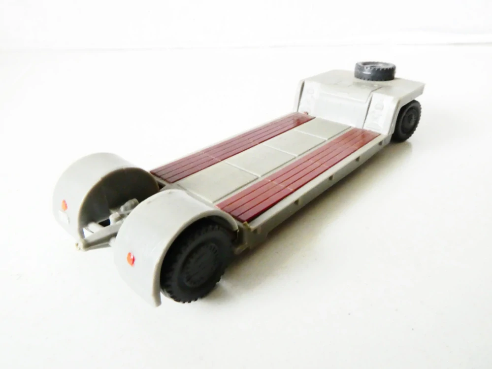 H0 Přívěs za nákladní automobil plošinový