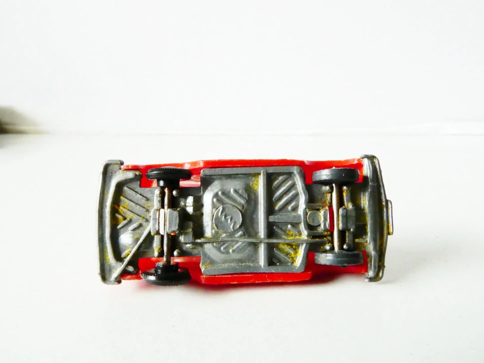 H0 Osobní automobil Trabant 601 červený PĚKNÝ STAV