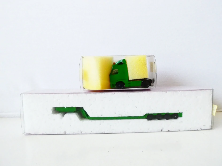 H0 TAM Automodelle Nákladní automobil - zelený tahač s majáky a plošinový návěs TOP STAV NEPOUŽITÉ V KRABIČKÁCH NOVÉ