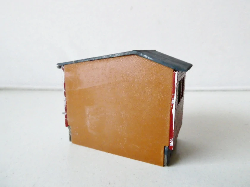 TT/H0 Cihlová kůlna - přístavek k domu