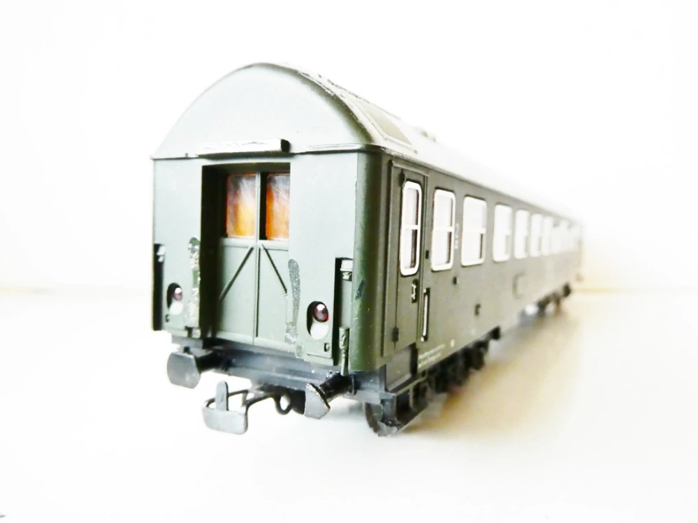 H0 PIKO Osobní vůz 4-osý 2. tř. 51 50 20-40009-6 DR NA SERVIS (2x nárazník, očka na spřáhlech)