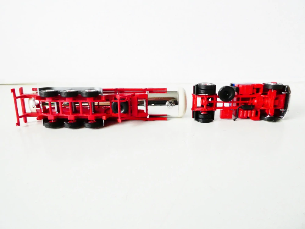 H0 HERPA Nákladní automobil SCANIA 500 s cisternou INT. TRANSPORTE Alfred Gennen TOP STAV