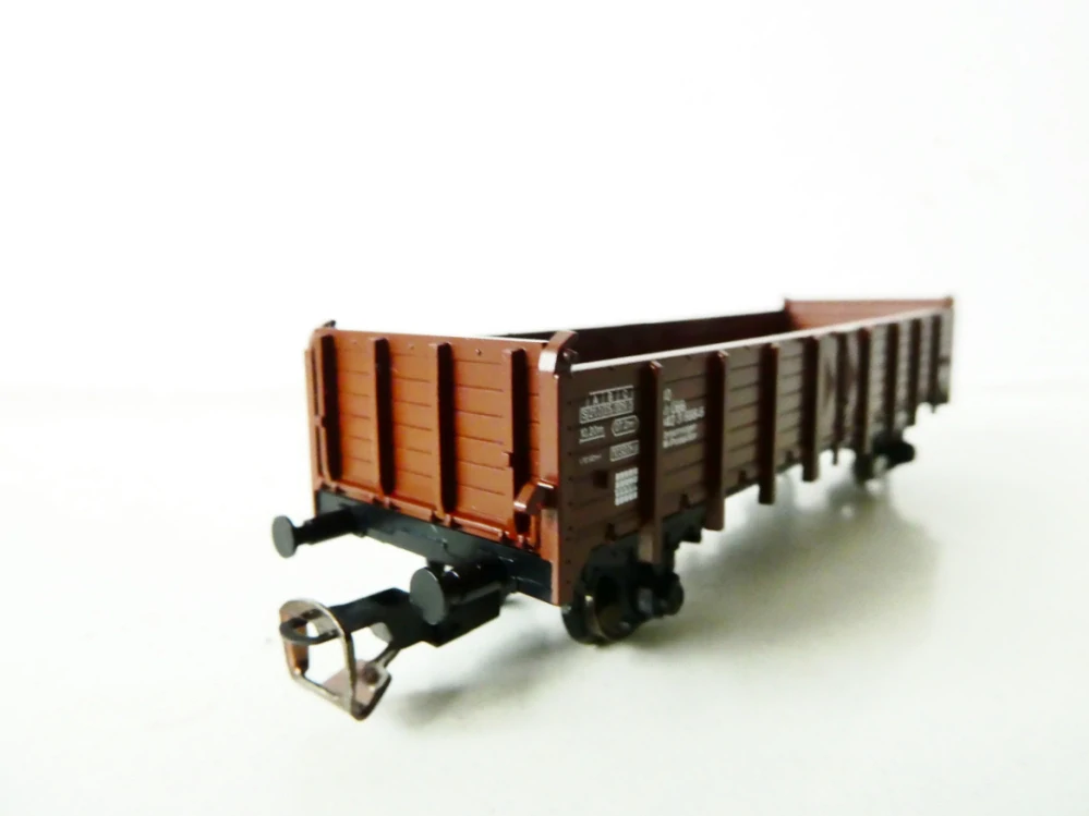 TT TILLIG 14274 Nákladní vůz otevřený 40 81 942 3 688 - 6 „Holz-Halbbord“ ÖBB TOP STAV NOVÝ v orig. krabičce