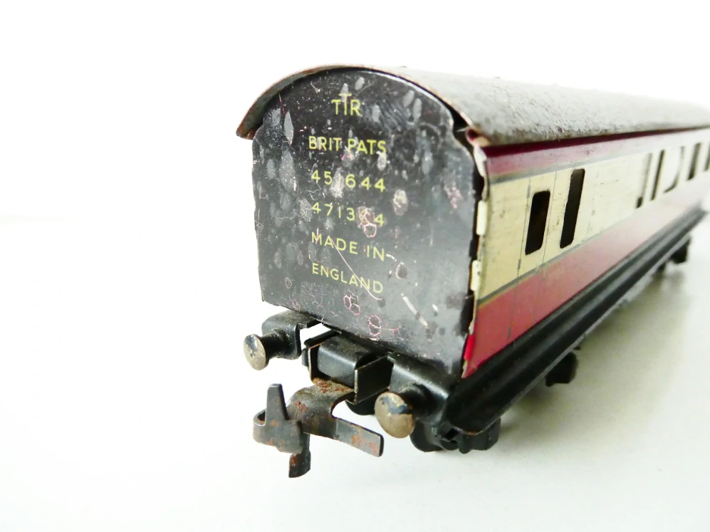 H0 TRIX TTR Osobní vůz 4-osý 451644 471304 BRIT PATS - KOVOVÝ VŮZ - ANTIK 