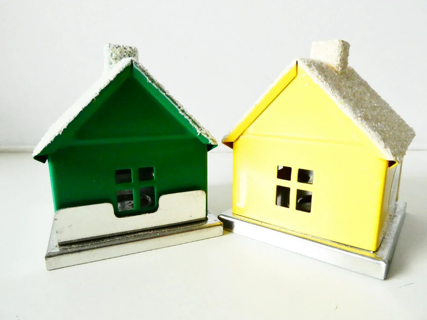 TT/H0 SET 2 ks Kovový domek s možností vložení vonného františka
