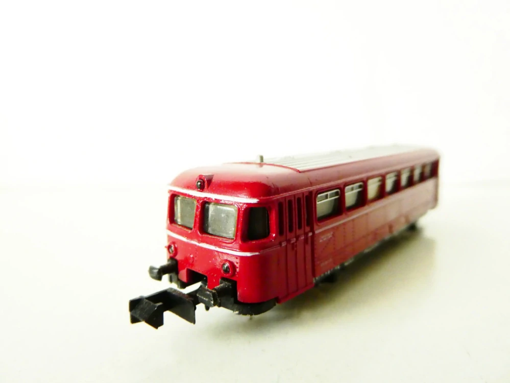 N ARNOLD 0392 Vůz 2. tř. k motorové soupravě VT 998 DB PĚKNÝ STAV v orig. krabičce