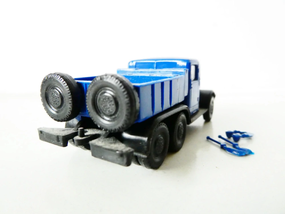 H0 Nákladní automobil modrý - valník
