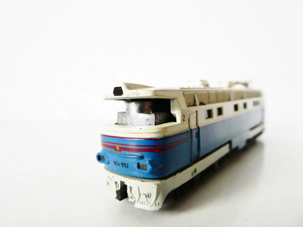 N PIKO Elektrická lokomotiva ЧC4 092 CCCR Škoda PIKO OSVĚTLENÁ