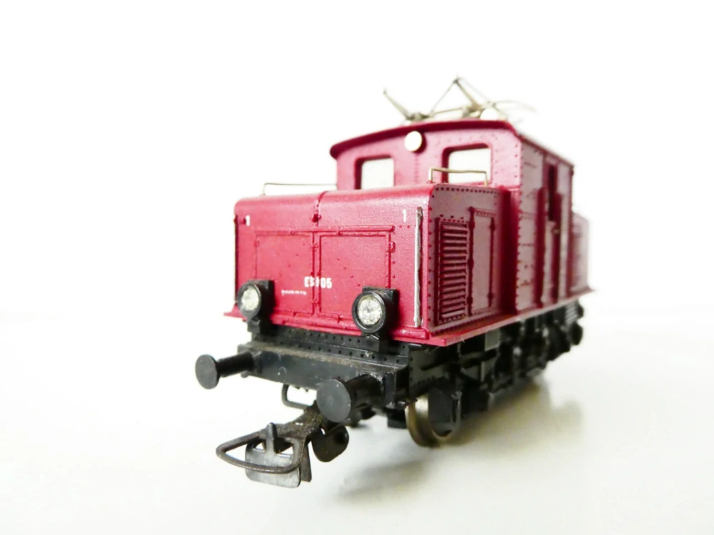 H0 PIKO Elektrická lokomotiva E69 05 DB PĚKNÝ STAV