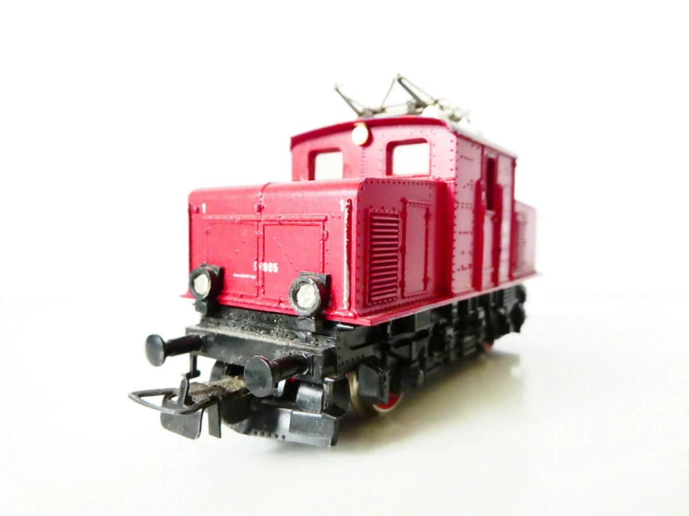 H0 PIKO Elektrická lokomotiva E69 05 DB červená PĚKNÝ STAV