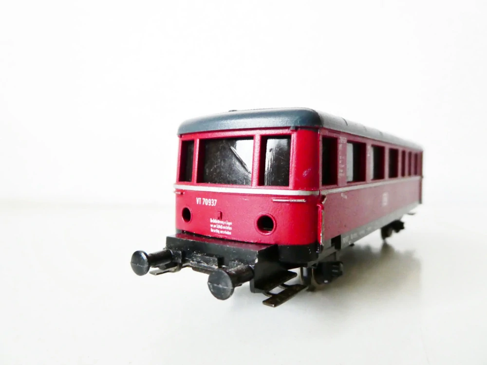 H0 PIKO Kastle a podvozek k motorovému vozu VT 70937 PĚKNÝ STAV