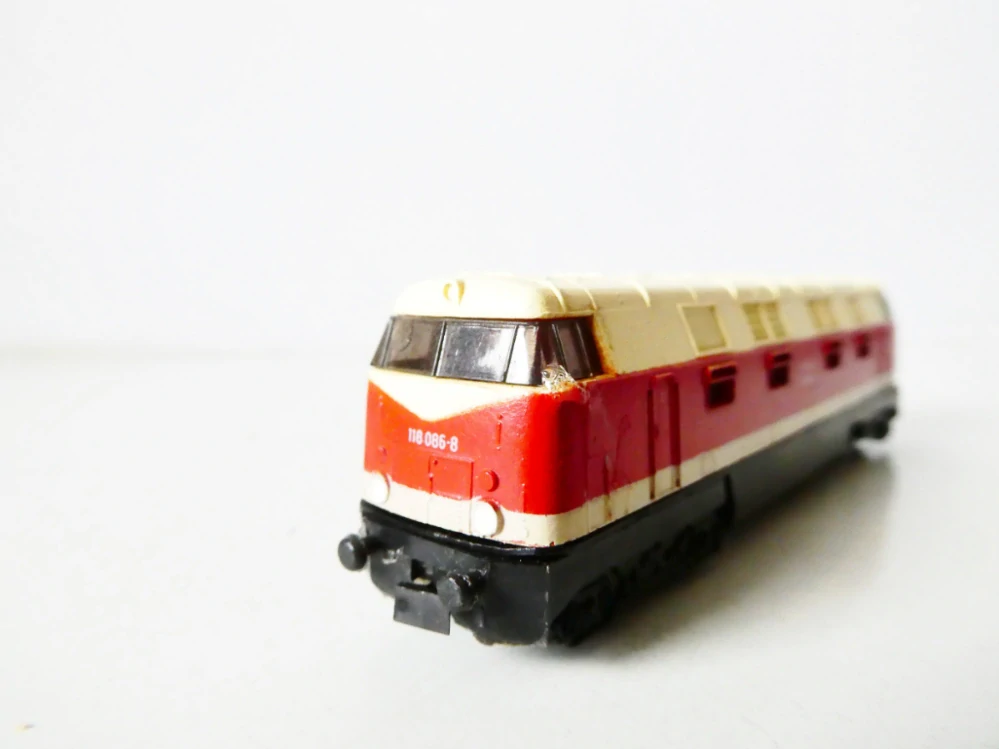 N PIKO Kastle a podvozek dieselová lokomotiva BR 118 086-8 DR
