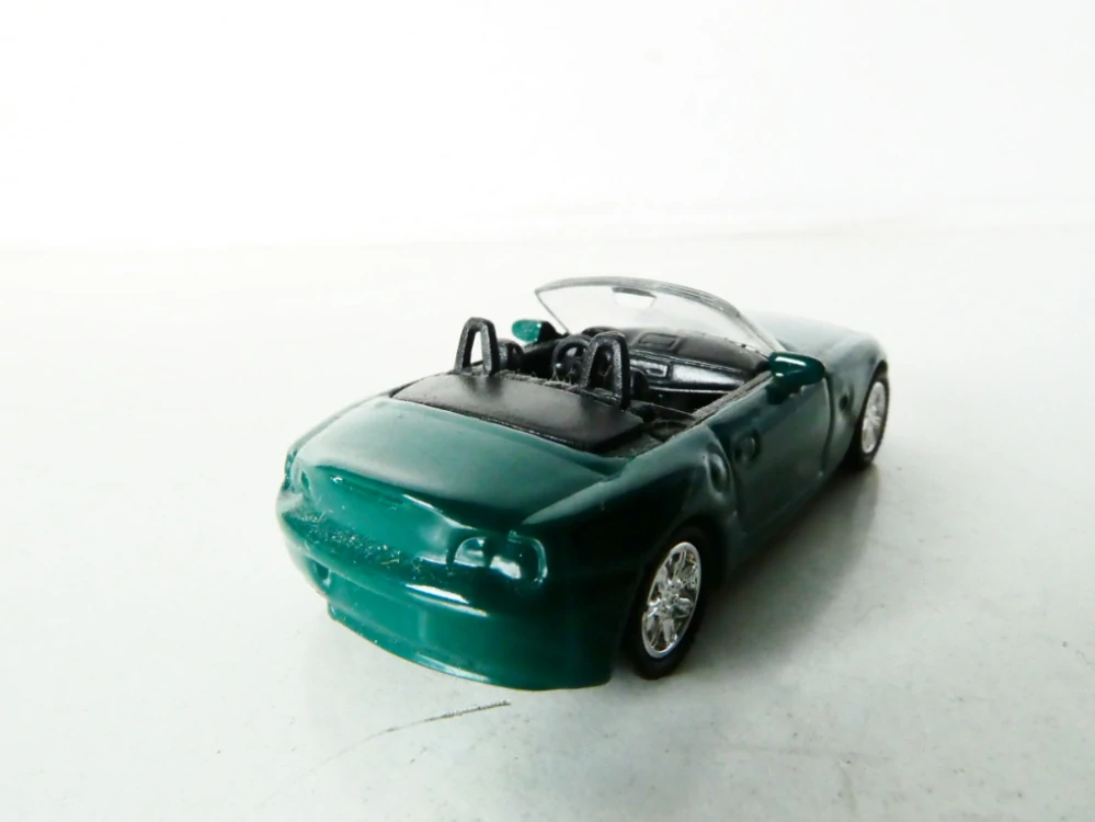 H0 Osobní automobil Cabriolet zelený Ferrero