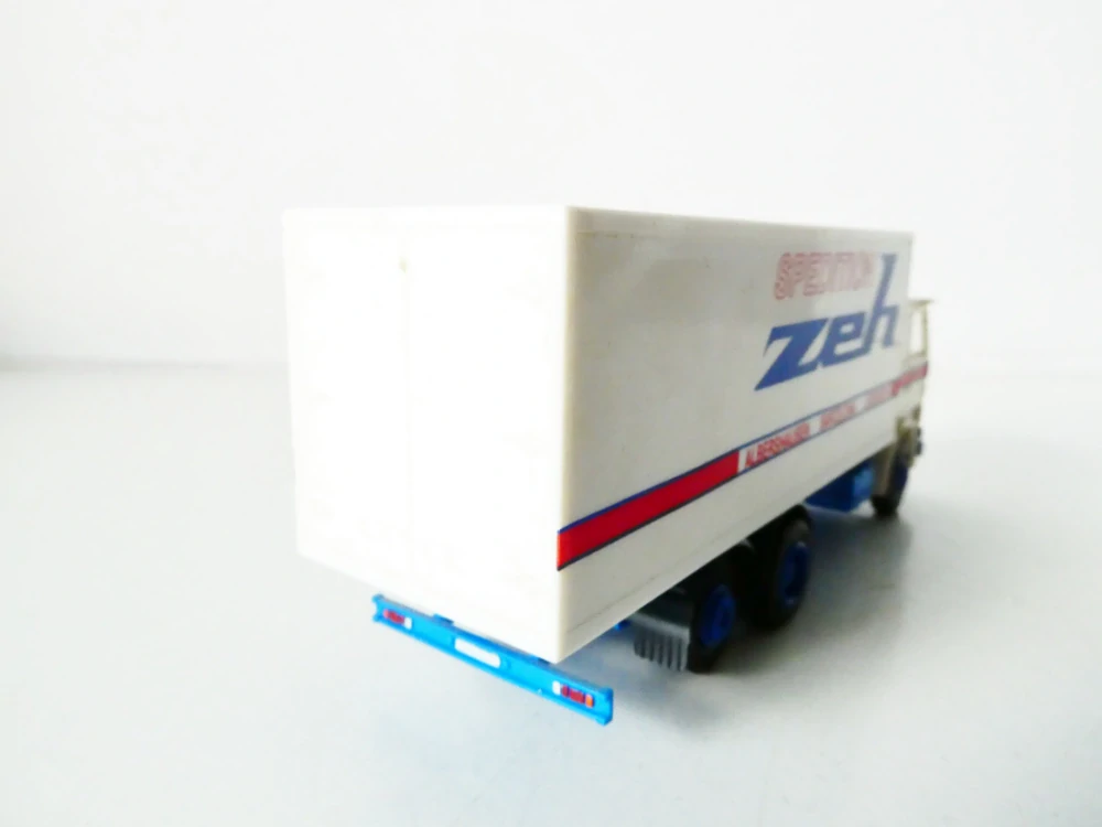 H0 HERPA Nákladní automobil skříň SPEDITION zeh