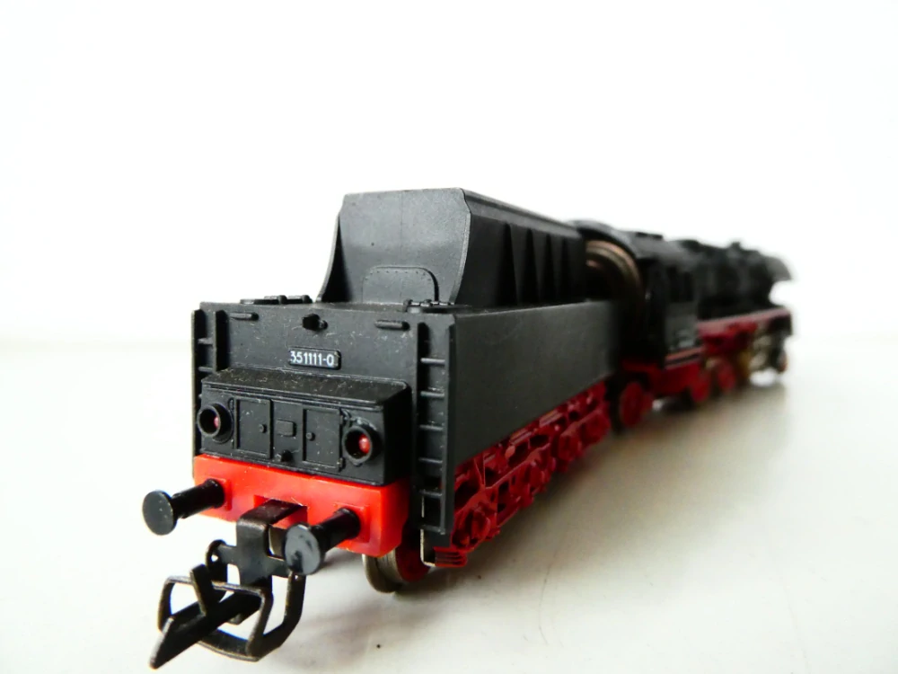 TT ZEUKE Parní lokomotiva BR 35 1111 DR s tendrem OSVĚTLENÁ (jede pomaleji)