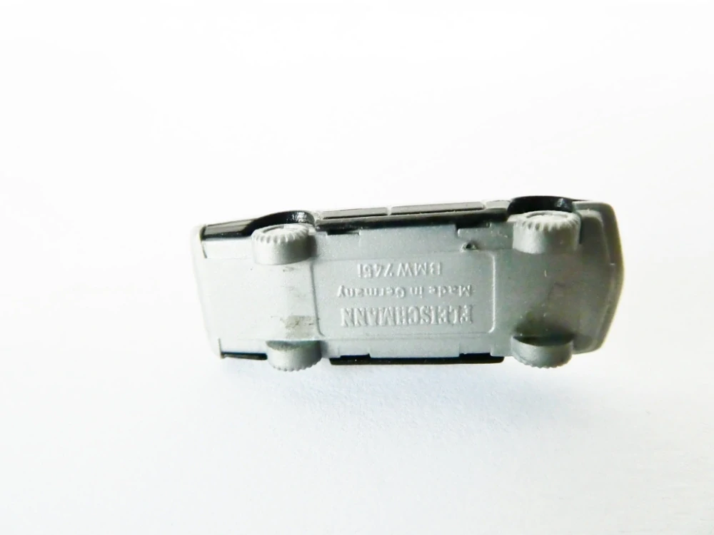 N FLEISCHMANN Osobní automobil BMW 745 i černý PĚKNÝ STAV