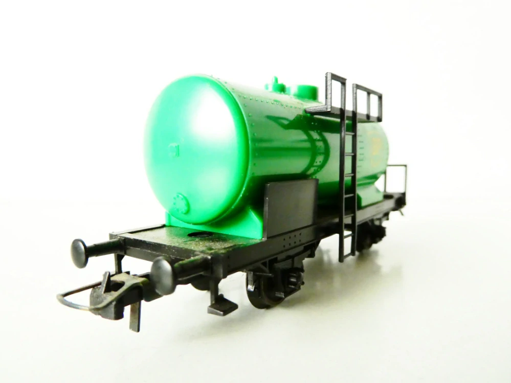 H0 ROCO Cisternový vůz BP TOP STAV 