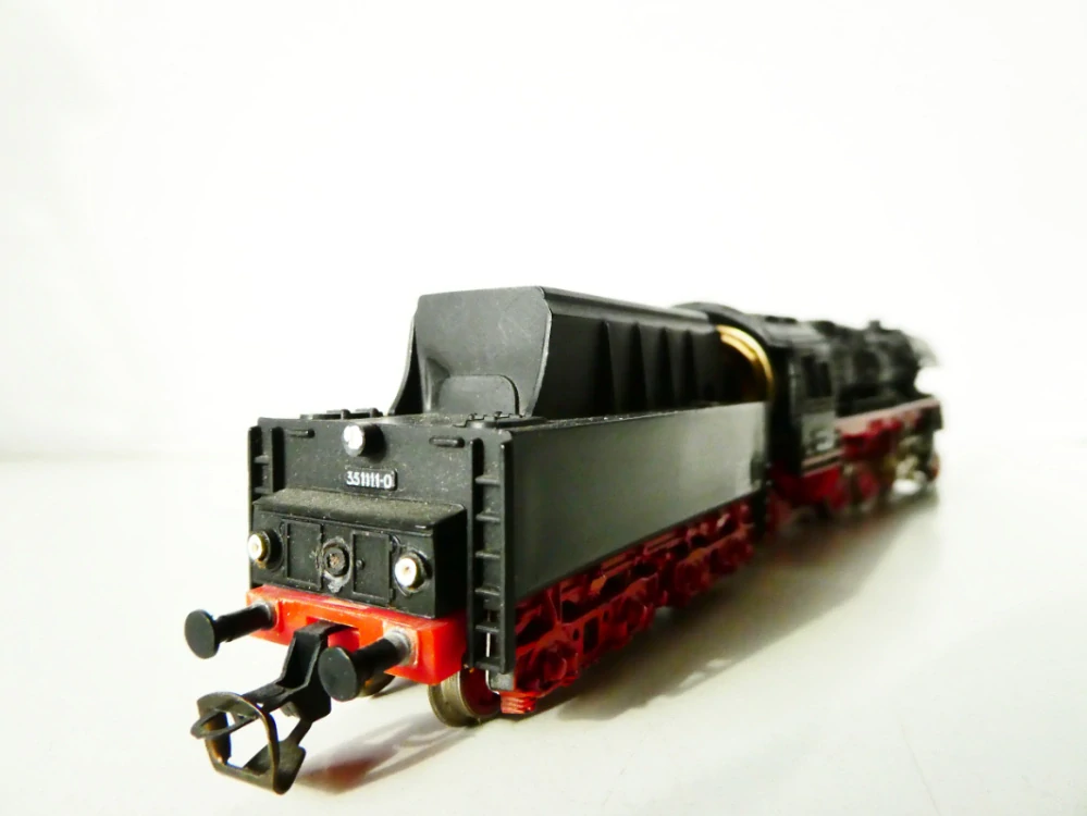 TT BTTB Parní lokomotiva BR 35 1111 DR s tendrem OSVĚTLENÁ v krabičce