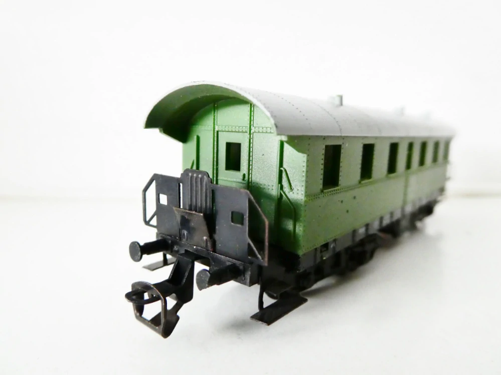 TT BTTB Osobní vůz 50 50 24 DR předělaný na 4-osý - viz foto
