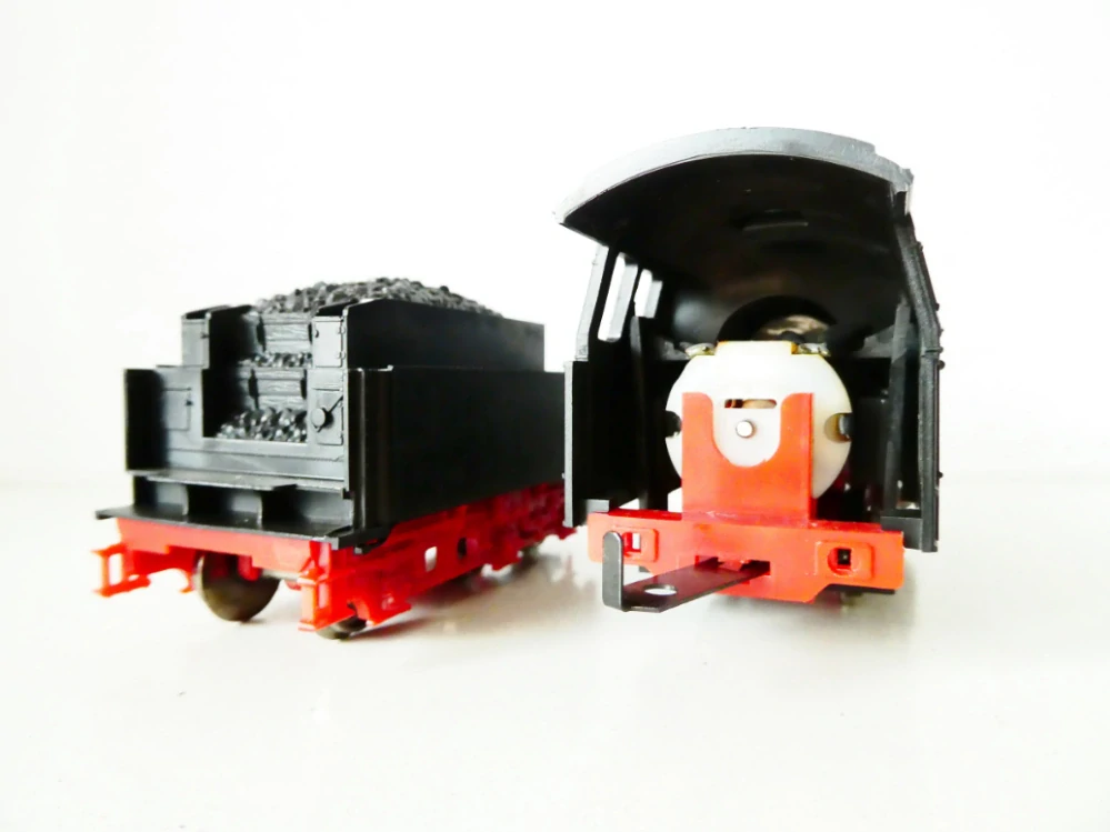 H0 PIKO 50501 Parní lokomotiva BR 98 003 s tendrem DB TOP STAV NEPOUŽÍVANÁ v orig. krabičce