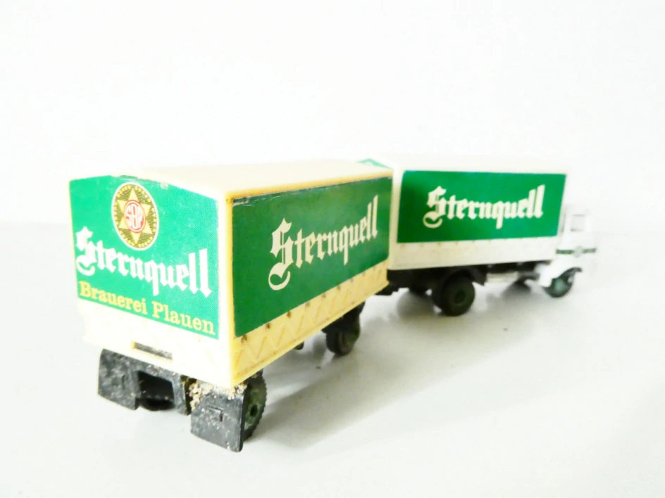 H0 Grell Nákladní automobil IFA Sternquell s přívěsem 