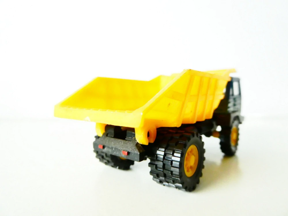 H0 Nákladní automobil sklápěčka 