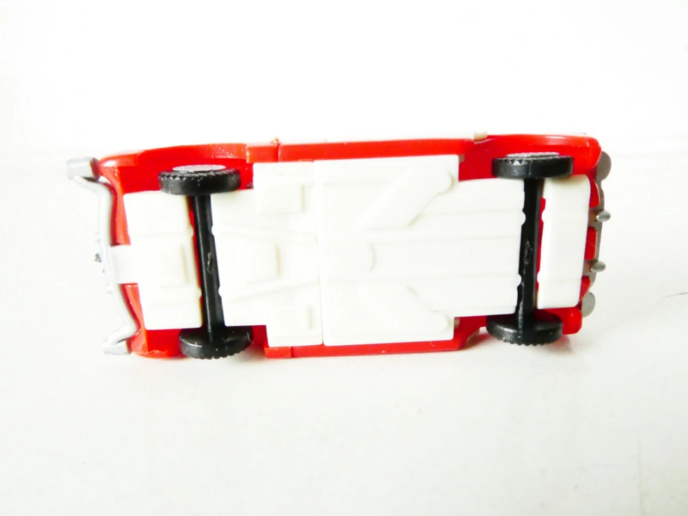 H0 Osobní automobil červený