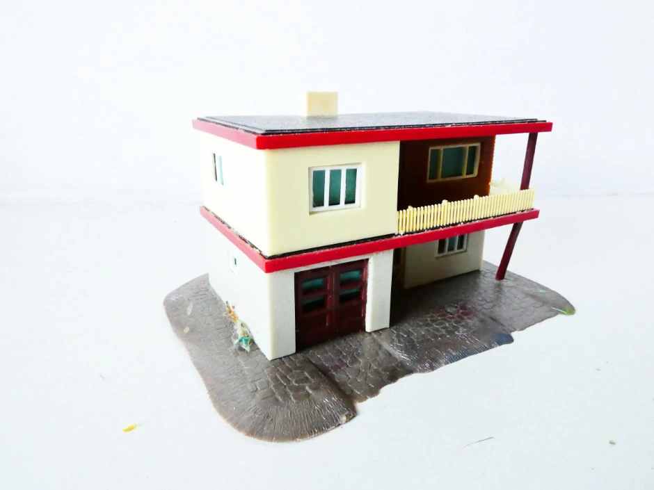 TT Patrový rodinný dům s terasou a garáží - bungalow PĚKNÝ STAV