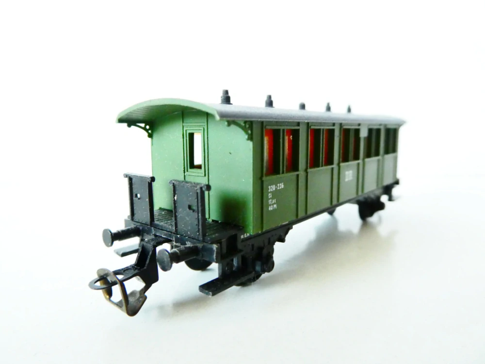 TT BTTB Osobní vůz 320-235 DR PĚKNÝ STAV