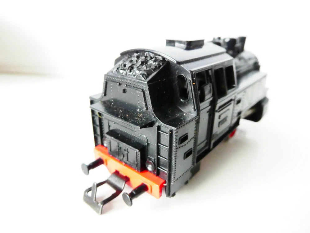 H0 PIKO Torzo parní lokomotivy BR 80 018 NA NÁHRADNÍ DÍLY NEBO OPRAVU