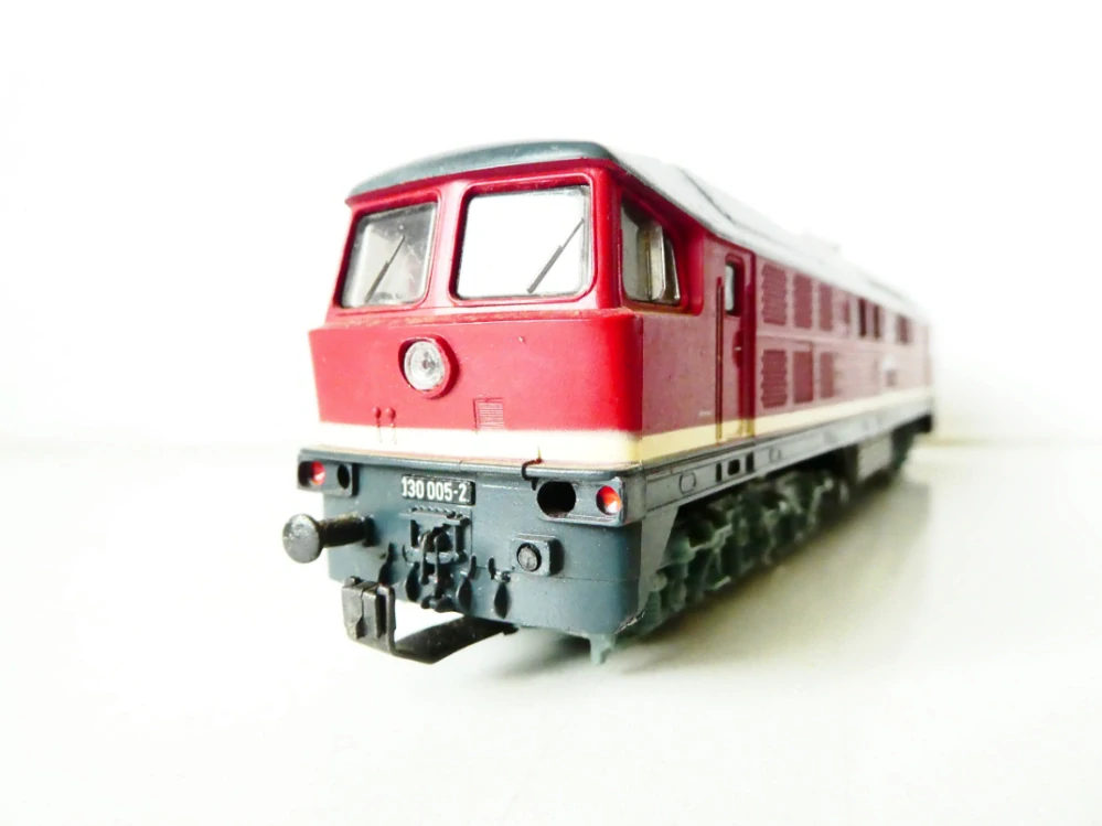 H0 PIKO Dieselová lokomotiva BR 130 005-2 DR