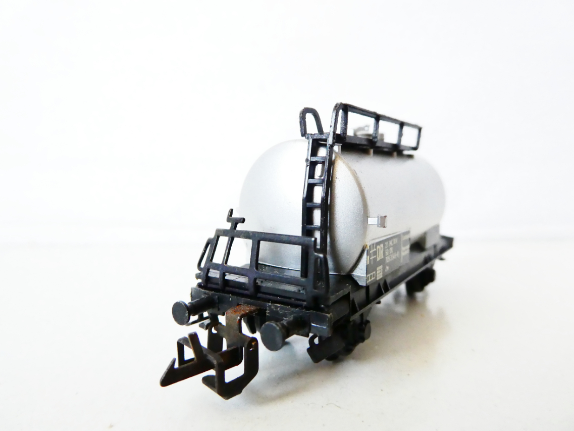 TT ZEUKE Cisternový vůz stříbrný DR