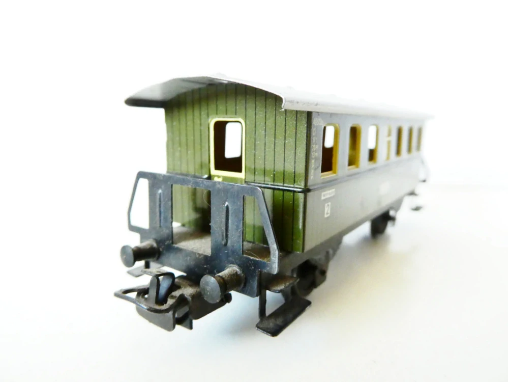 H0 MÄRKLIN Osobní vůz 2. tř. 4051Stg PĚKNÝ STAV (celokovový model)