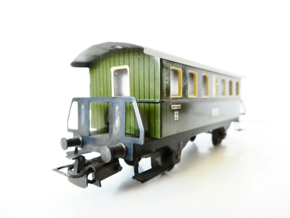 H0 MÄRKLIN Osobní vůz 2. tř. 4051Stg PĚKNÝ STAV (celokovový model)