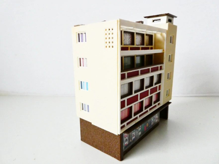 N VOLLMER 7728/14878 Bytový blok s balkóny TOP STAV