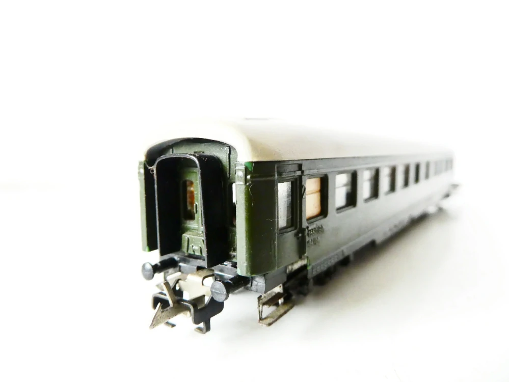 TT ZEUKE Osobní vůz DR 1. a 2. tř. PĚKNÝ STAV