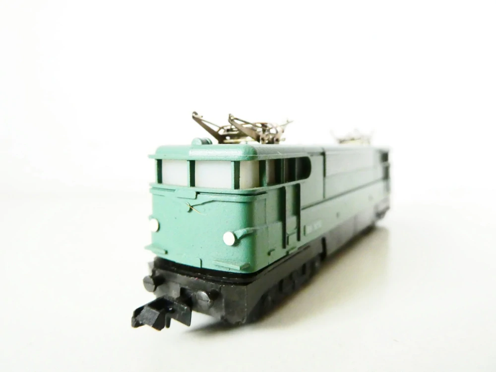 N PIKO Elektrická lokomotiva BB 9210 SNCF PĚKNÝ STAV